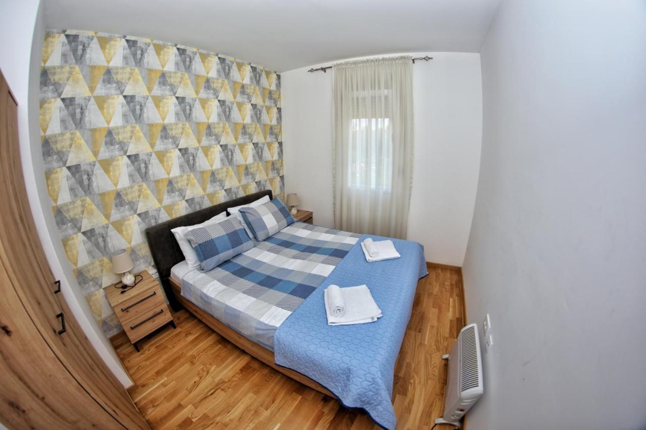Apartmani Zecevic Нікшич Екстер'єр фото