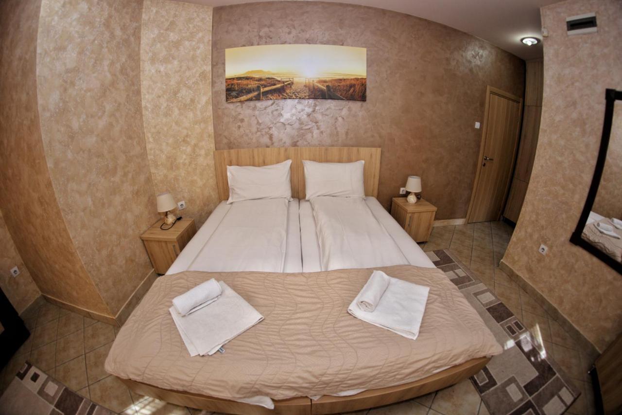 Apartmani Zecevic Нікшич Екстер'єр фото