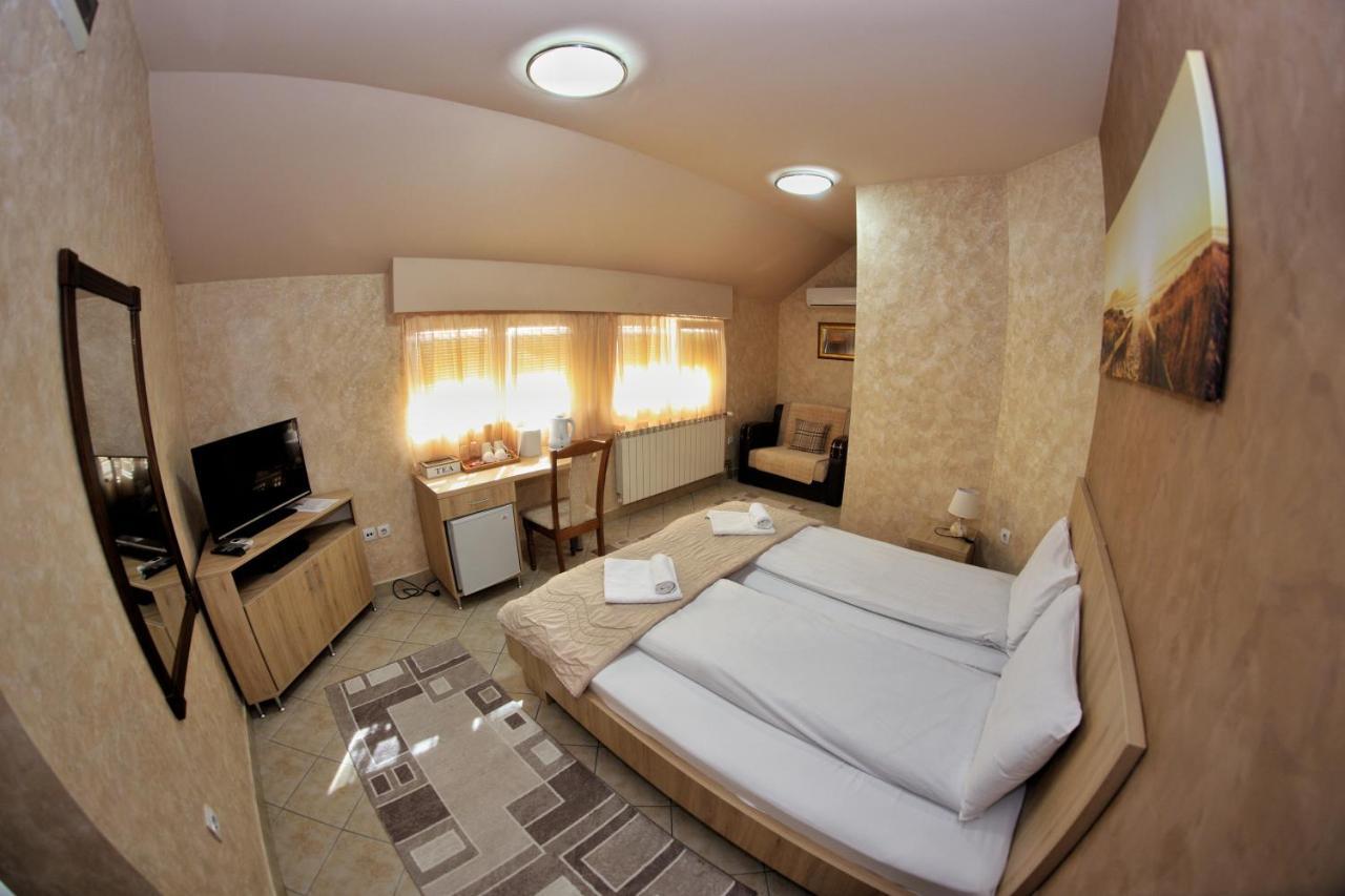 Apartmani Zecevic Нікшич Екстер'єр фото