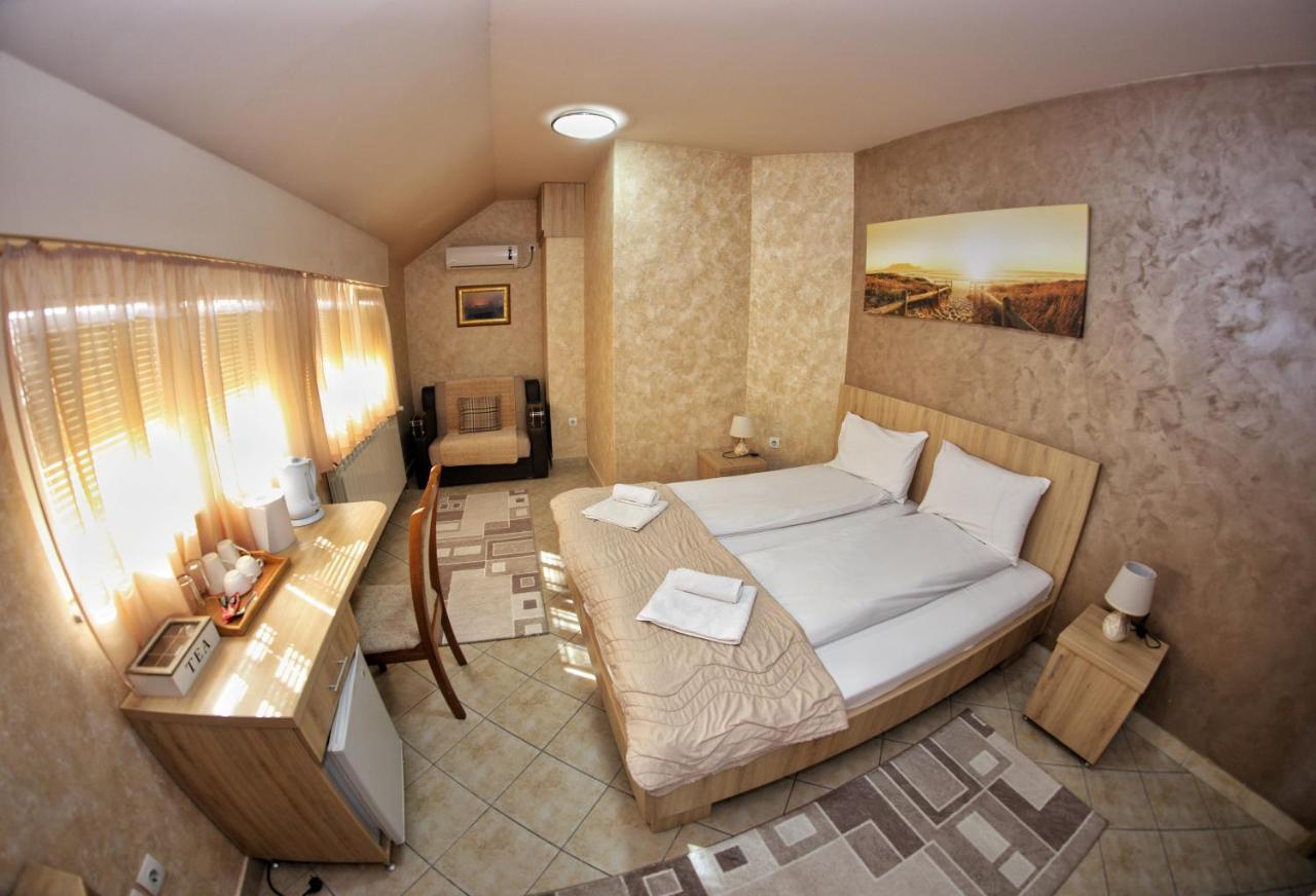 Apartmani Zecevic Нікшич Екстер'єр фото