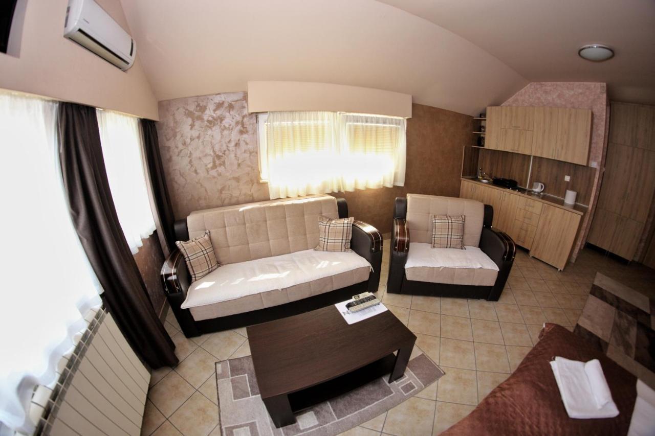 Apartmani Zecevic Нікшич Екстер'єр фото