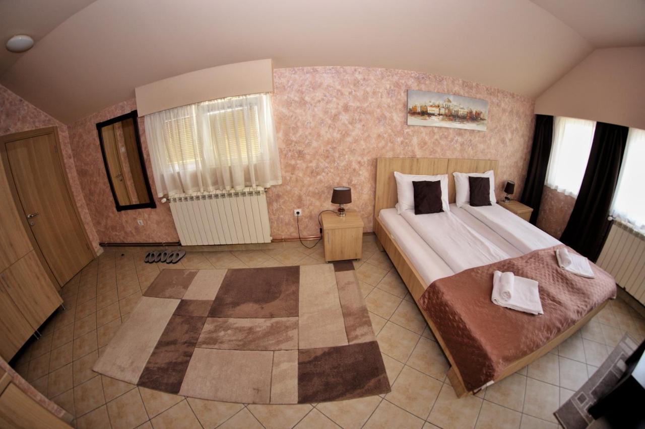 Apartmani Zecevic Нікшич Екстер'єр фото