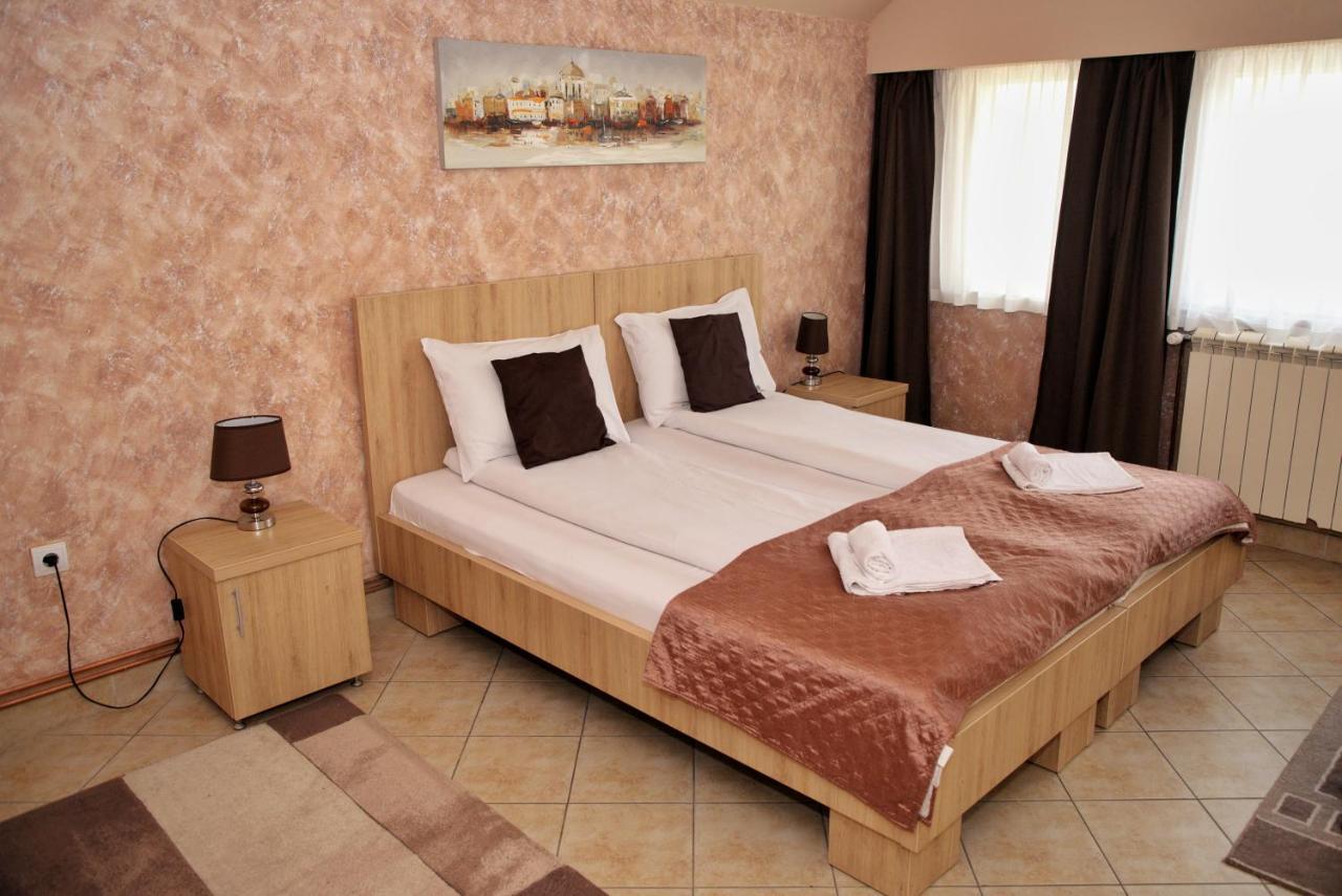 Apartmani Zecevic Нікшич Екстер'єр фото