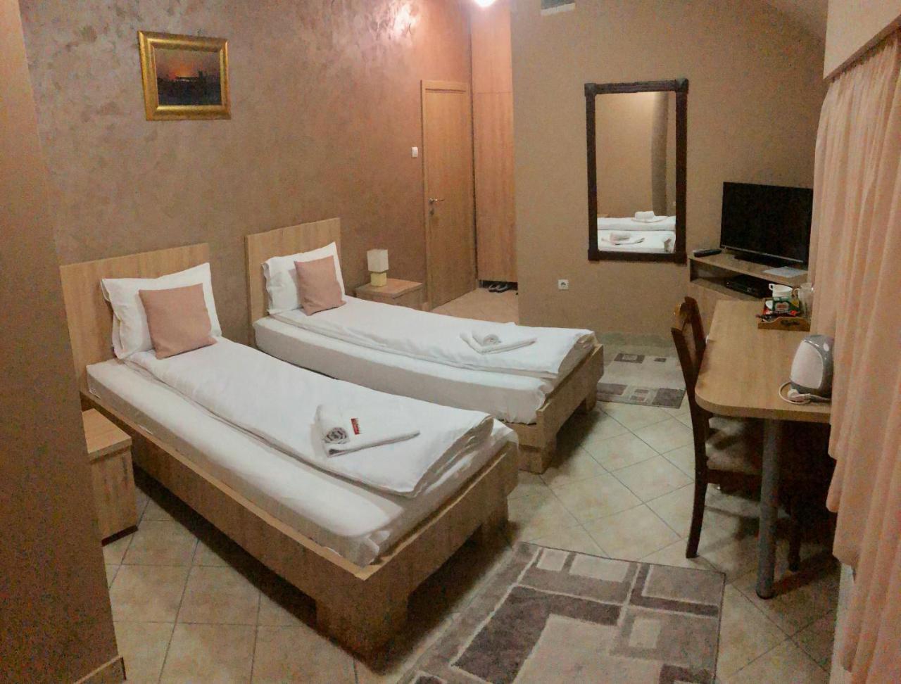 Apartmani Zecevic Нікшич Екстер'єр фото